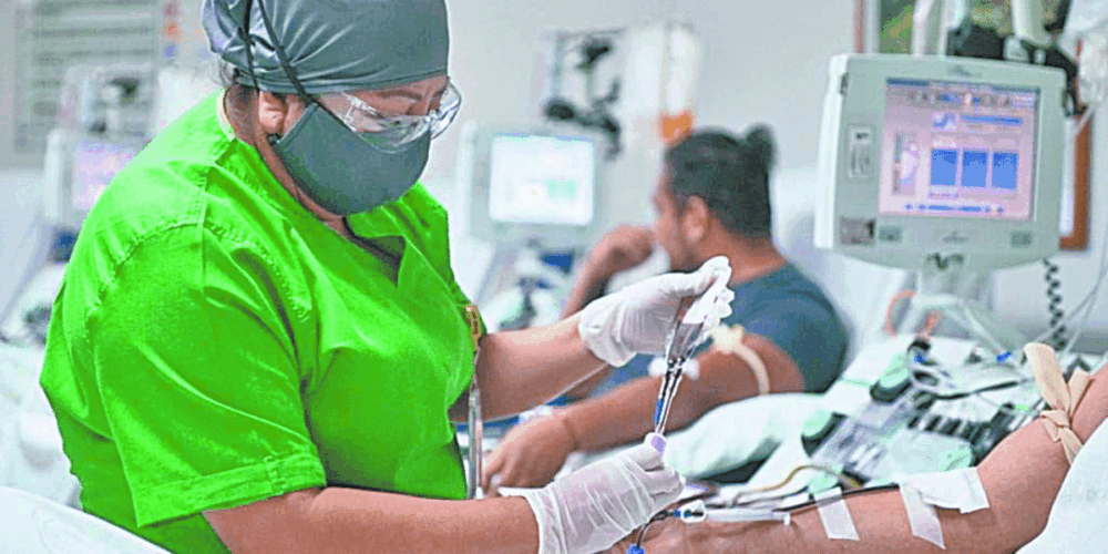 Más hospitales y mejor tecnología el Gobierno prepara una fuerte inversión en salud para 2026