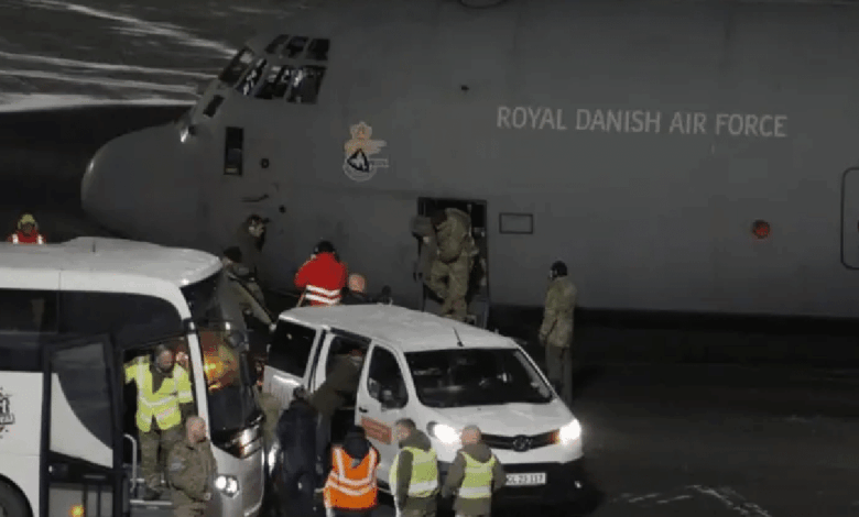 Varios países europeos iniciaron el despliegue de personal militar en Groenlandia como parte de una misión de reconocimiento, en un contexto de creciente tensión diplomática tras la insistencia del presidente Donald Trump en que Estados Unidos “necesita” la isla por razones de seguridad nacional.