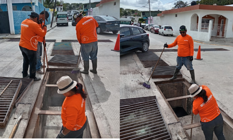 Realizan desazolve de registros pluviales en el barrio de San Román, Campeche