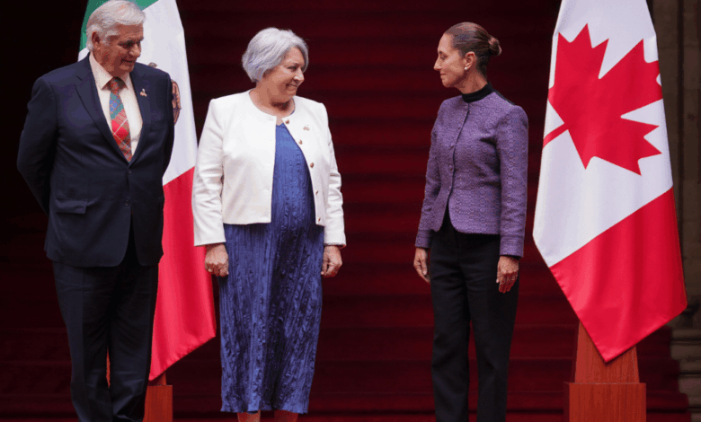 Sheinbaum recibe en Palacio Nacional a la gobernadora general de Canadá