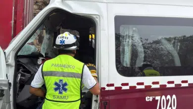 Choque contra volquete deja varios heridos en Escárcega