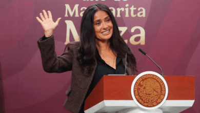 Claudia Sheinbaum y Salma Hayek presentan nueva ley de cine