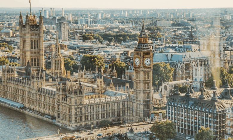 Desde monumentos icónicos hasta barrios creativos y experiencias gastronómicas de primer nivel, la capital del Reino Unido ofrece una propuesta diversa que impulsa millones de visitantes y una industria turística estratégica.