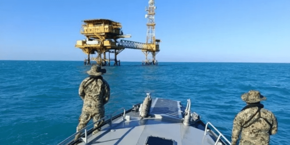 Marina blinda Sonda de Campeche contra la piratería