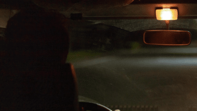 Mujer denuncia presunto vehículo que la perseguía en Campeche