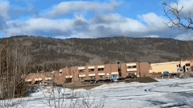 Un tiroteo en la Escuela Secundaria Tumbler Ridge, en Columbia Británica, Canadá, dejó al menos diez personas fallecidas —incluido el sospechoso— y más de 25 heridos.