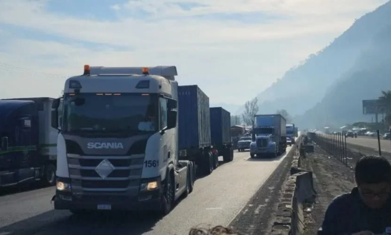 Tráfico de tráileres en Ciudad del Carmen crece hasta 50%, afecta movilidad y seguridad vial