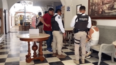 Frustran extorsión telefónica contra turistas en hotel de Campeche