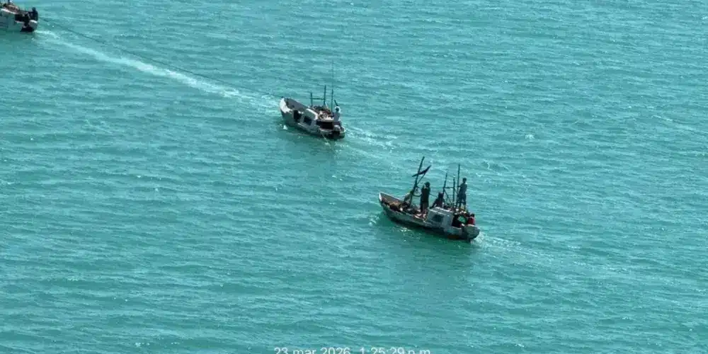 Localizan a pescadores y jóvenes extraviados en la costa de Campeche