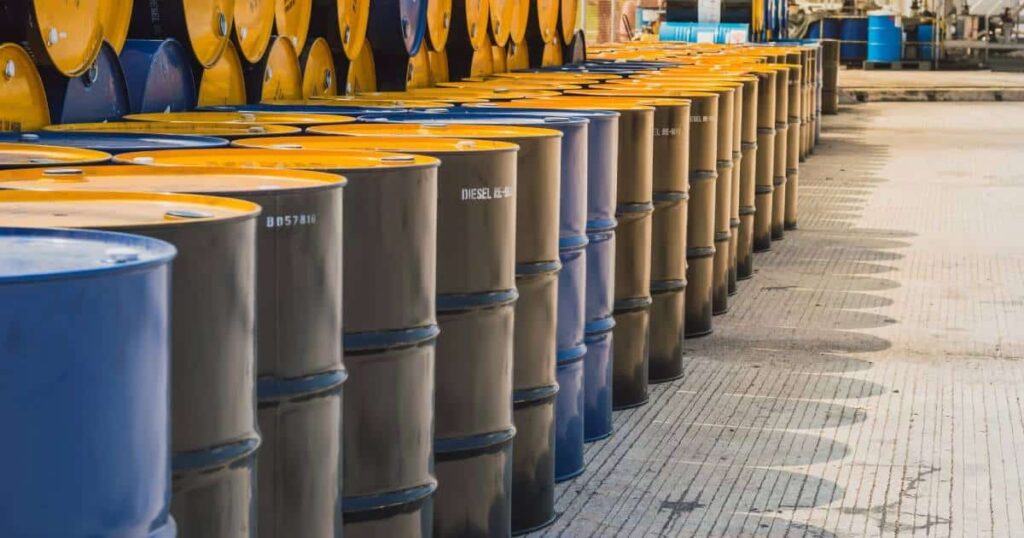 precios del petroleo suben y rozan los 120 dolares por barril 0