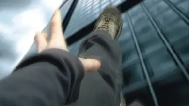 sujeto cae de más de 7 metros al intentar robar un tinaco en escárcega