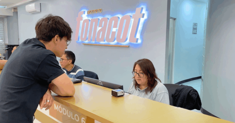 Fonacot, 52 años de apoyo financiero para las y los trabajadores formales de México