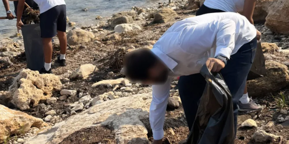 limpieza de playas en campeche semar y semabicce combaten el sargazo