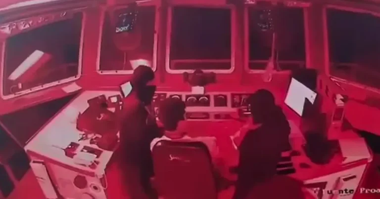 piratas modernos asaltan embarcación en campeche