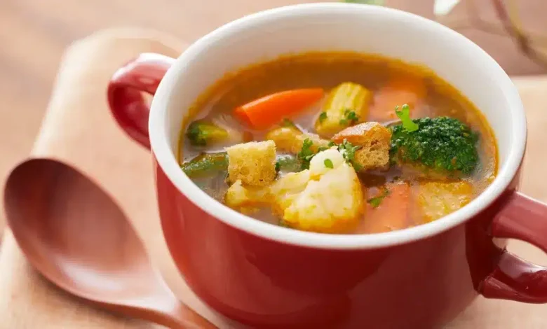 caldo de gallina el platillo tradicional mexicano que cura, reconforta y une familias