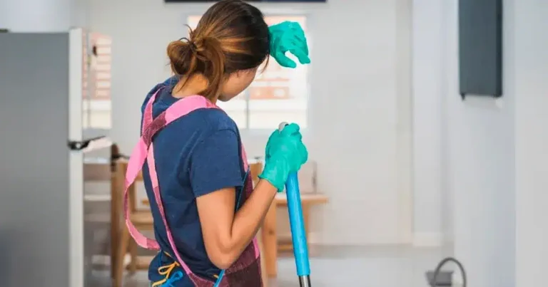 mujeres dedican casi 5 horas al trabajo doméstico