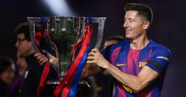 Robert Lewandowski deja al Barcelona, anuncia su adiós al final de temporada