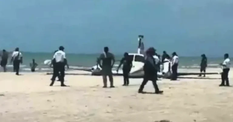 avioneta aterriza de emergencia en playa de carmen