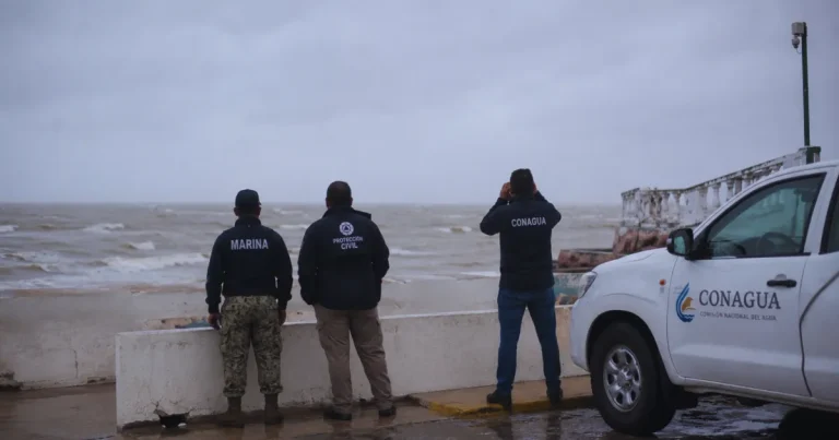 posible ciclón en la sonda de campeche es vigilado por autoridades