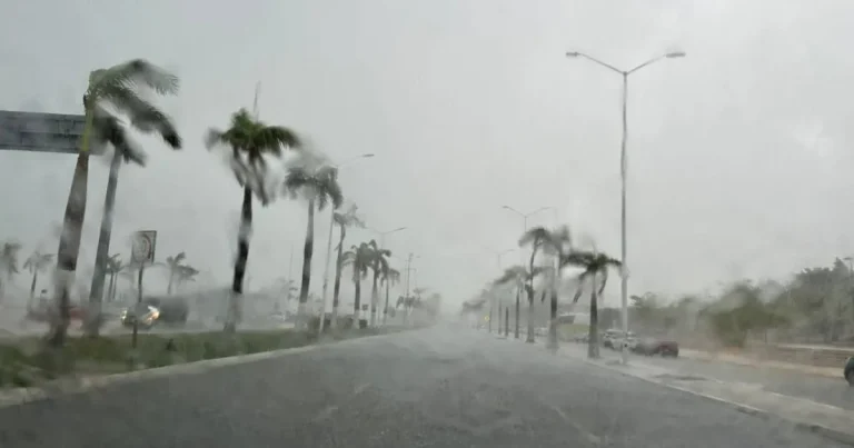 Onda Tropical 7 mantendrá lluvias y ambiente caluroso en Campeche