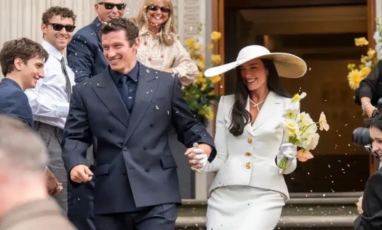dua lipa y callum turner celebran su boda con un estilo inspirado en el glamour vintage