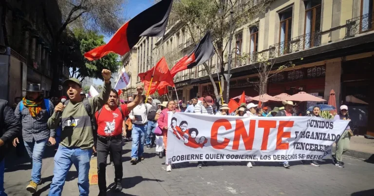 Tres estados sin clases por paro de la CNTE (Foto de internet)
