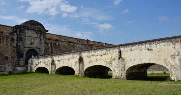 fortaleza de san carlos el histórico bastión militar que resguarda la memoria de veracruz