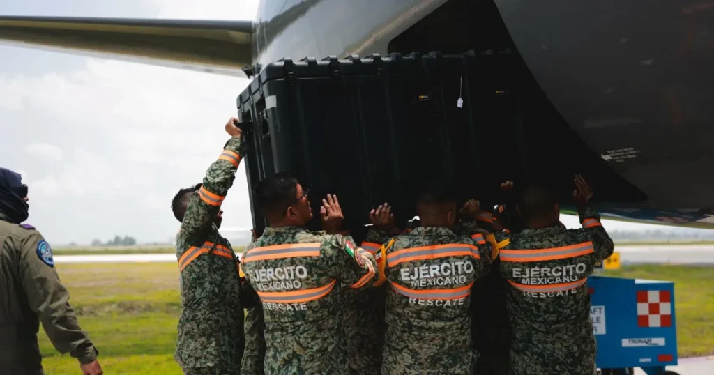 méxico envía ayuda humanitaria a venezuela tras sismos (1)