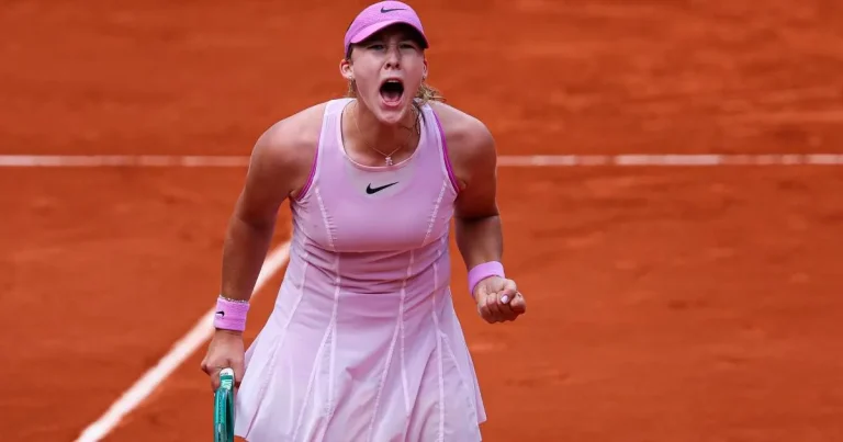 Mirra Andreeva de 19 años avanza a la Final de Roland Garros. Foto: Pro Shots.