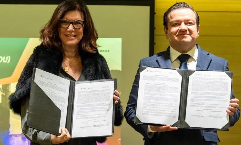 petrobras y pemex firman acuerdo estratégico para cooperación en exploración y producción de hidrocarburos