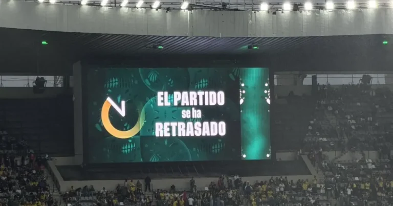 tormenta retrasa calentamiento de méxico y ecuador fifa evalúa si el partido inicia a tiempo (1)