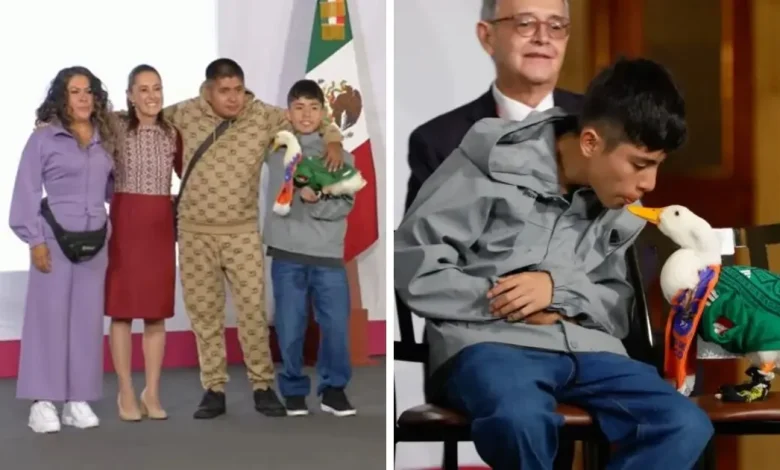 video el pato merlín y sus dueños asisten a la mañanera a invitación de la presidenta