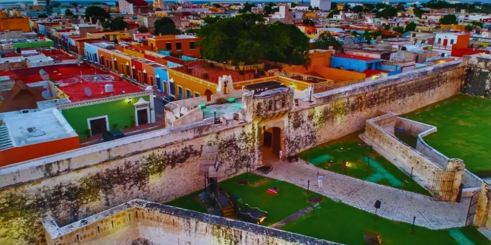 san francisco de campeche, la única ciudad amurallada de méxico; ¡te contamos la historia!