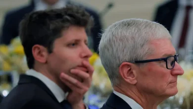 apple demanda a openai por presunto robo de secretos empresariales para desarrollar hardware