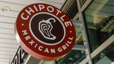 chipotle llega a méxico con la apertura de su primer restaurante en monterrey
