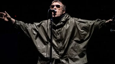 liam gallagher celebra triunfo de inglaterra ante méxico