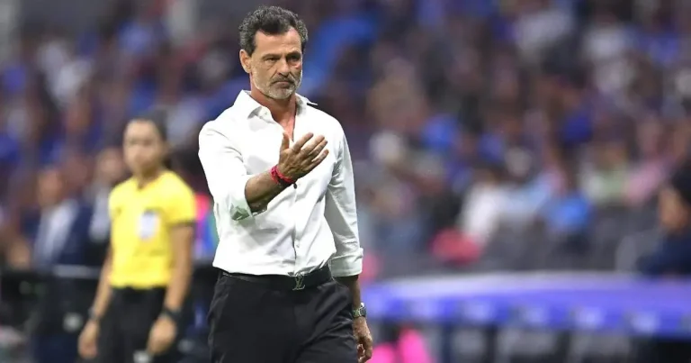 Atlas se queda sin entrenador a cuatro días de comenzar el Apertura 2026