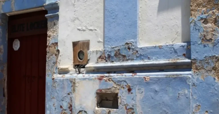 casona se cae a pedazos en el centro de campeche