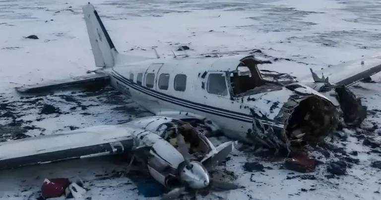 confirman ocho fallecidos tras caída de avión en alaska