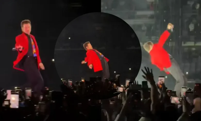 Harry Styles continua su concierto en CDMX a pesar de la lluvia y un resbalón (Fotos de internet)