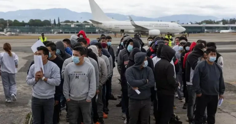 eu deporta a más de 2 mil mexicanos a guatemala antes de enviarlos a méxico