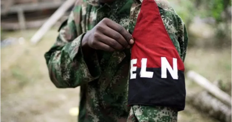guerrillas refuerzan su presencia en la frontera entre colombia y ecuador tras el fin de la tregua