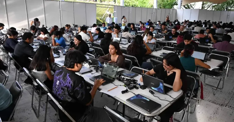 La UNAM oferta más de dos mil lugares en licenciaturas para aspirantes de la prueba de control (Foto UNAM)