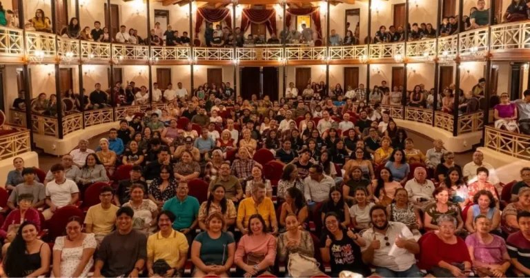 concluye en campeche jornada de la compañía nacional de teatro con lleno total