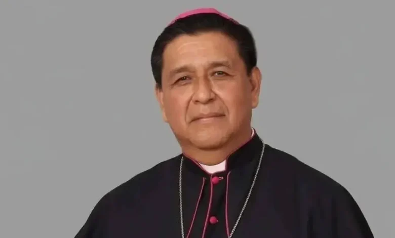 piden dinero a nombre del obispo de campeche
