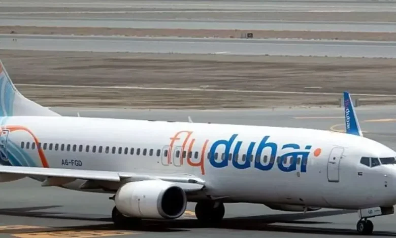 avión de flydubai aterriza de emergencia en arabia saudí tras incidente entre pilotos