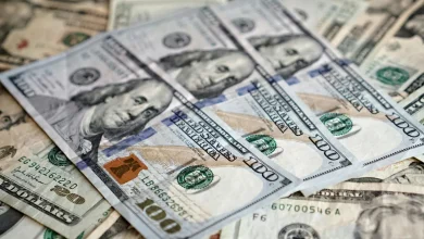 peso mexicano cae frente al dólar y toca nivel de julio