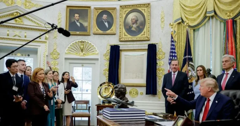 trump tv casa blanca lanza canal 247 tras veto a cnn, ms now y politico
