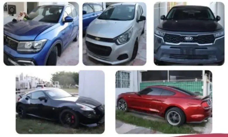 Vehículos de lujo son asurados tras cateo en Residencial Terranova (Foto de Fiscalía General del Estado de Campeche)