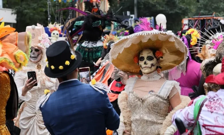 catrinas toman reforma por día de muertos